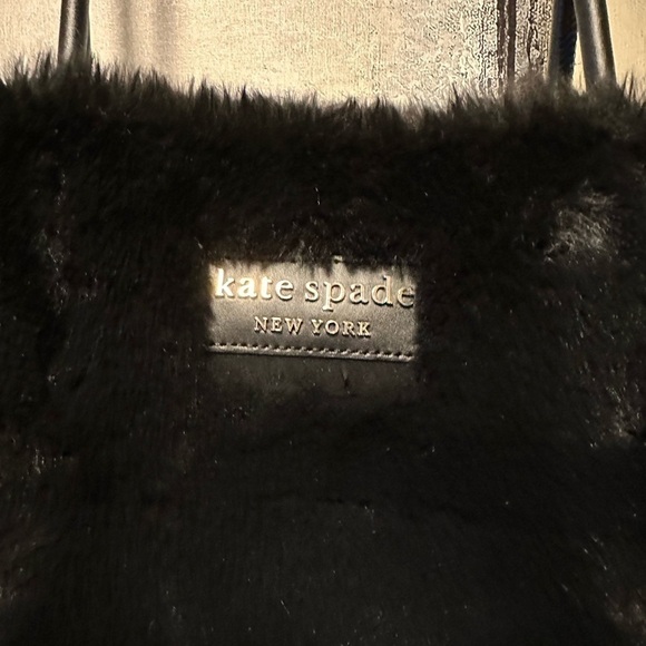 KATE SPADE Fuzzy Everything Faux-Fur Large Tote - Picture 4 of 6